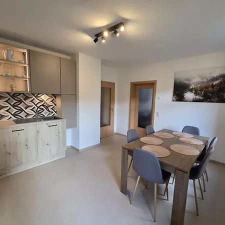 Seyfarthrooms - Zum Proviantladen Wehlen - Fussbodenheizung, Zentrale Lage Mit Idealer Anbindung An Wanderwegenetz Der Saechsischen Schweiz Apartment